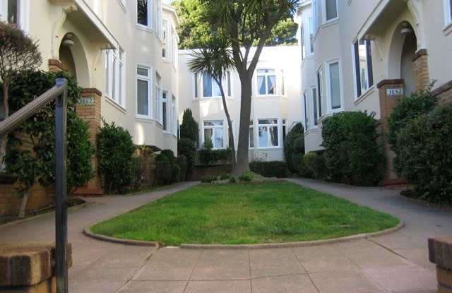 Photo of 3860 California Street