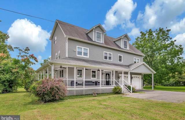 50333 SCOTLAND BEACH RD