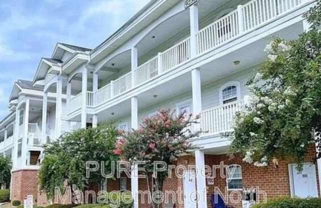 8913 Meadow Vista Road