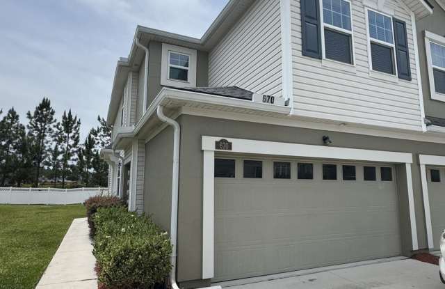 670 GROVER Lane