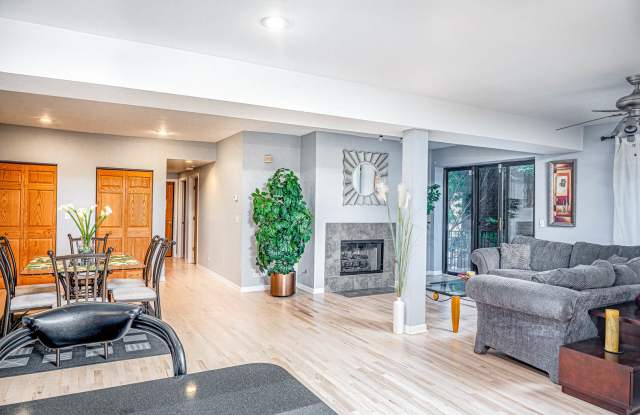 4014 S Drexel Boulevard