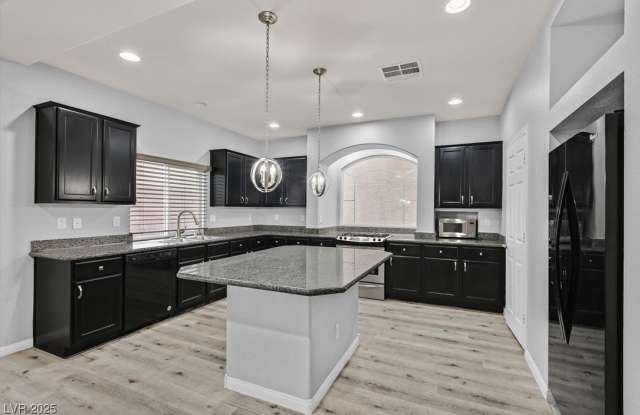 10031 Alden Creek Street