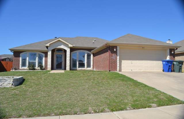 3Bed/2 Bath in desired neighborhood in Copperas Cove minutes from Fort Cavazos - 2303 Gail Drive, Copperas Cove, TX 76522