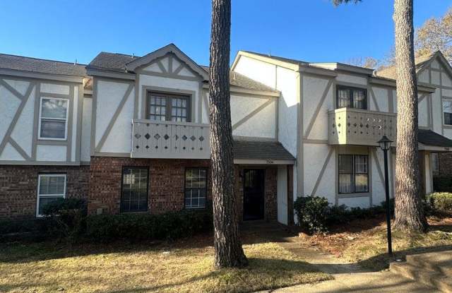 3BD/2.5BA Townhouse Located in the Heart of Germantown - 7504 Bavarian Drive, Germantown, TN 38138
