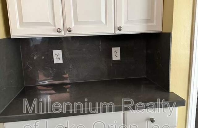 2224 N Connecticut Ave