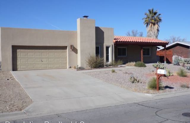 816 Mormon Drive - 816 Morman Drive, Las Cruces, NM 88011