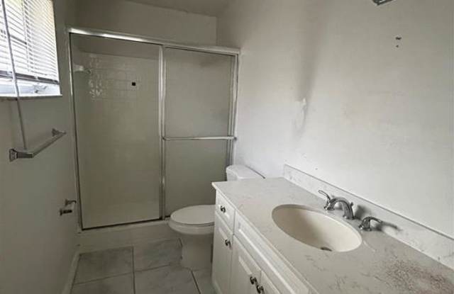 3890 Woodside Drive