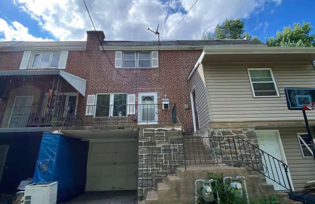 Beautiful 2 Bedroom, 1 Bath in Upper Darby! - 6635 Church Lane, Delaware County, PA 19082