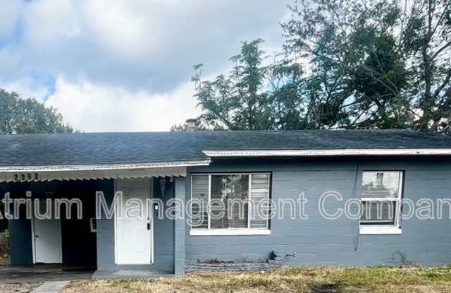 Photo of 2252 Weber St