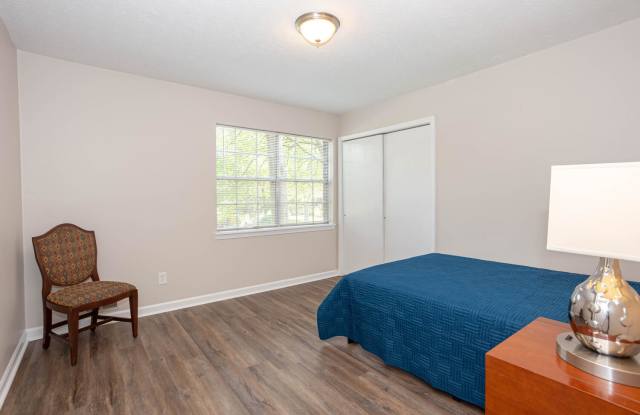 Photo of 3959 Wedgewood Drive - 2