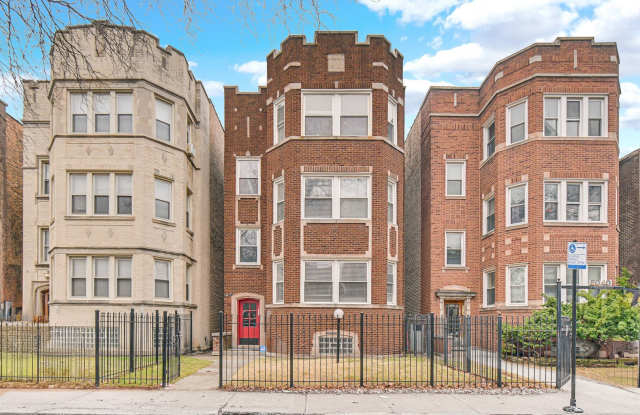 8042 S Champlain Avenue unit: 2