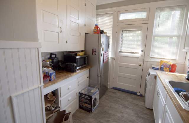 1285 West 114th Street