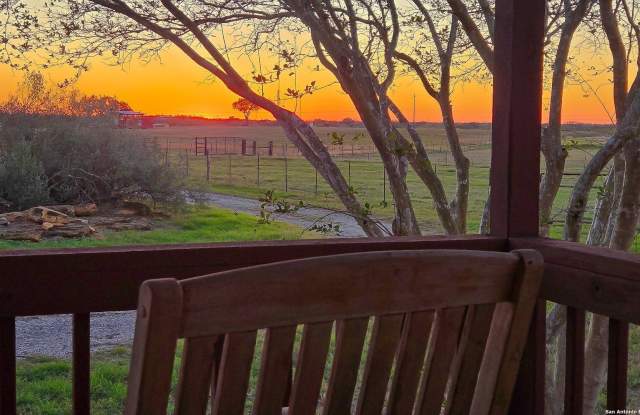 17105 S STATE HWY 123