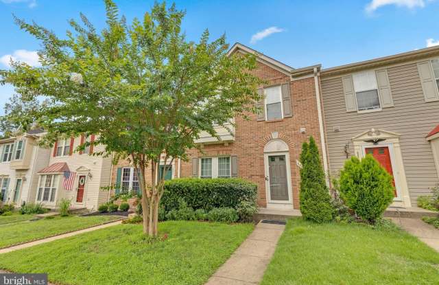 6880 RIDGE WATER Court