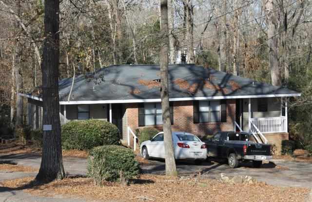 106 Vivien Way, Apt A