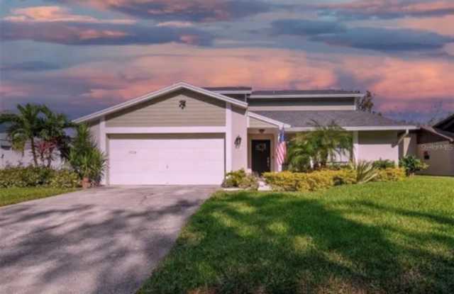 1326 CORNER OAKS DRIVE
