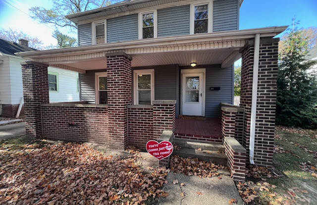 405 North Lynn Street