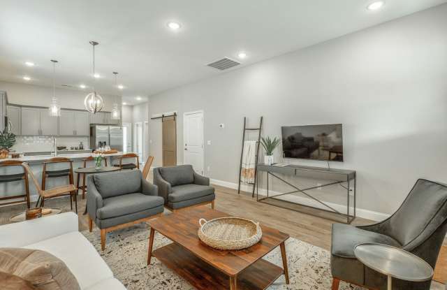 Modern 4 Bedroom Home in Red Bank