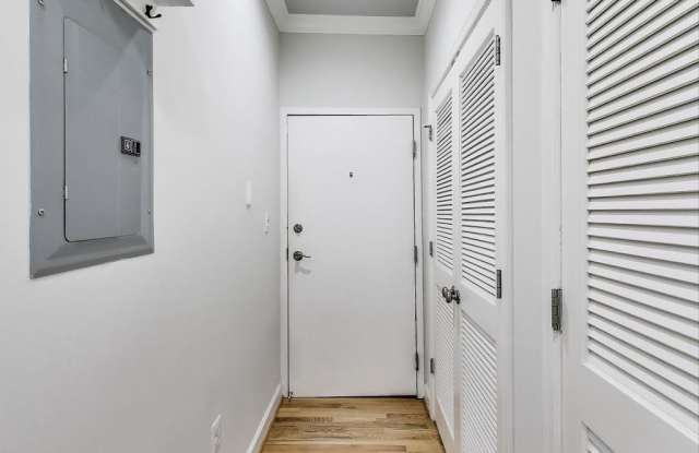 430 IRVING Street NW unit: 202