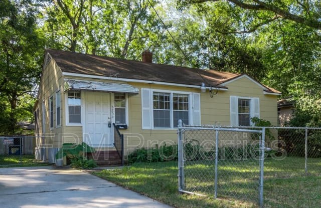 3252 Green St - 3252 Green Street, Jacksonville, FL 32205