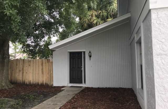 4711 GROVE POINT DRIVE