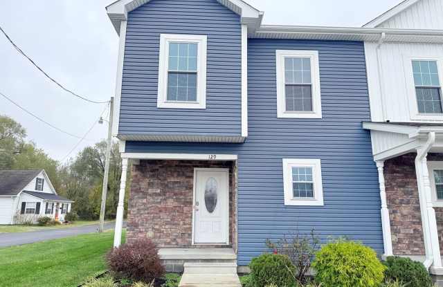 Photo of Spacious 3-Bedroom Townhome with Prime Route 13 Access