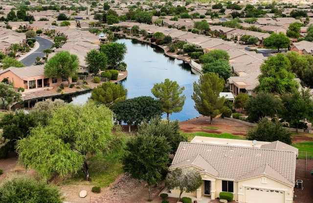 42348 W FOUNTAINHEAD Street