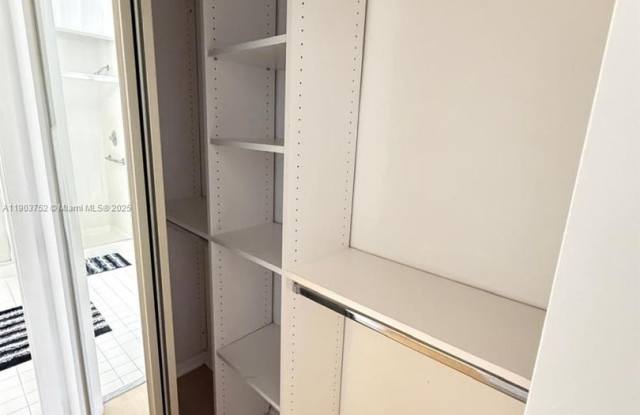 11690 BRIARWOOD CIR APT 4 BOYNTON BEACH, FL 33437