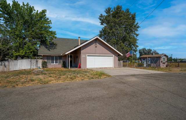 Photo of 1465 Barnett Road