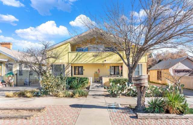 208 13th Street NW unit: C