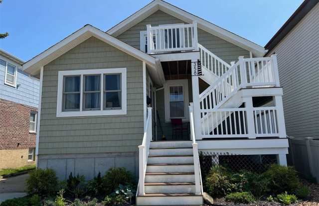 358 W Fulton Street