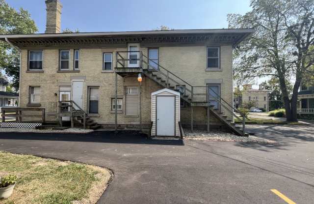 521 East Court Street - 4