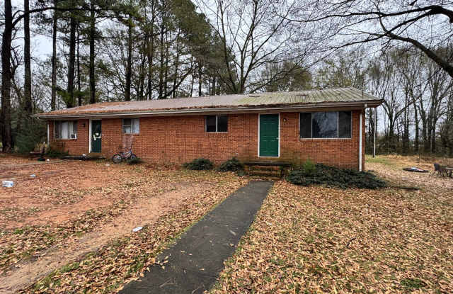 Photo of 2/1 outside city limits of Shelby, NC