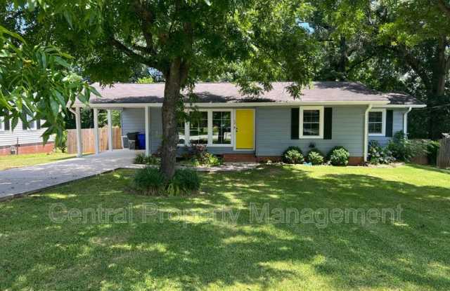 32 N Garden Circle