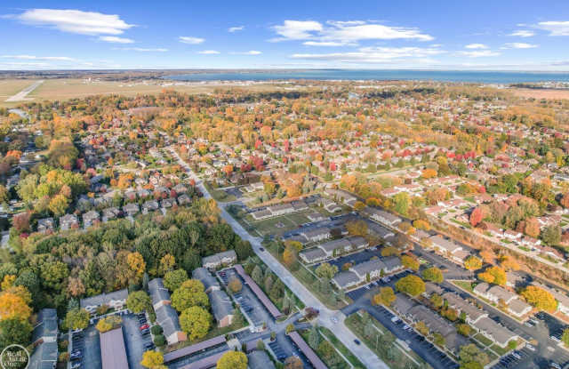 27715 Harrison Woods