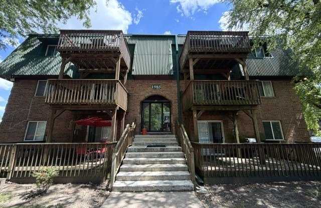 1905 Tall Oaks Drive