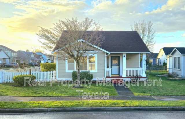 2101 Eastwood Wy