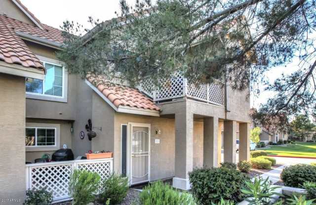 1633 E LAKESIDE Drive