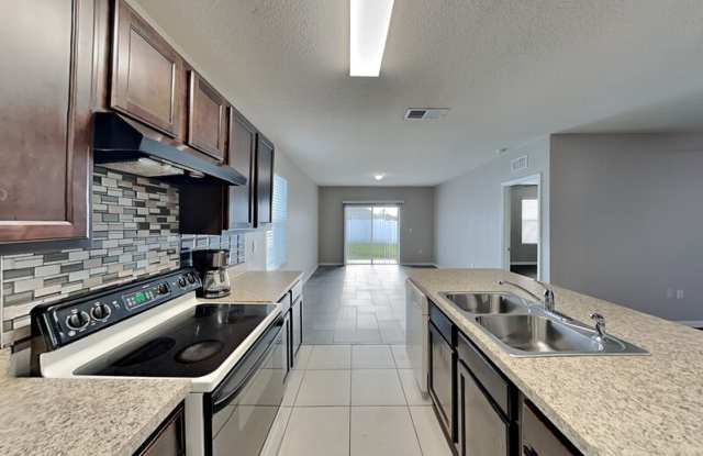 3074 Brenton Manor Loop