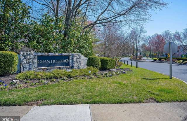 1347 CHANTICLEER - 1347 Chanticleer, Springdale, NJ 08003