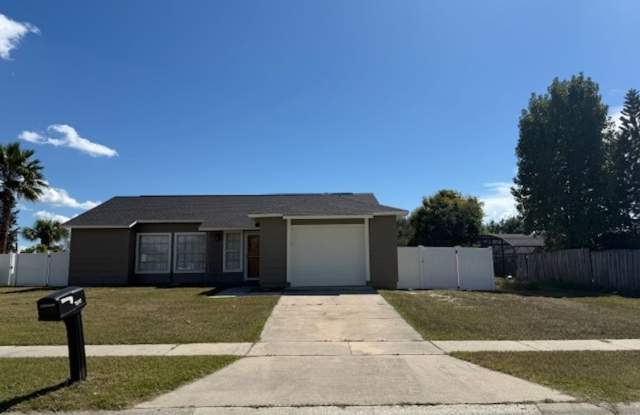 Charming 3-Bedroom 2 -bath Home in the Mill Run Area