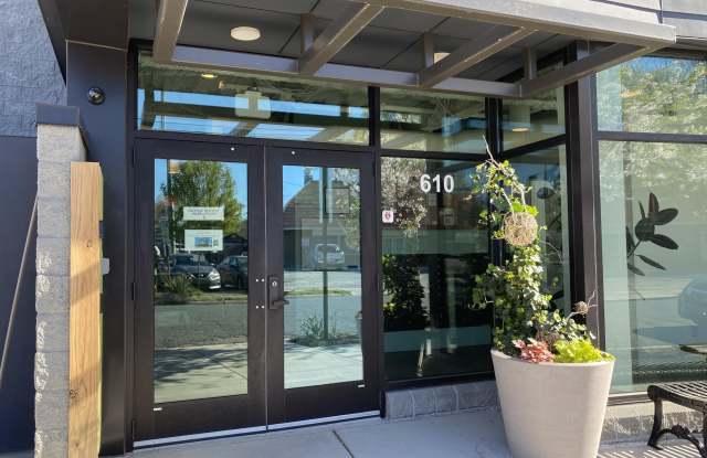 610 Trent Drive unit: 403