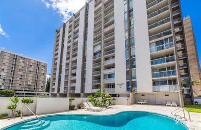 1320 Alexander Street #904 - 1