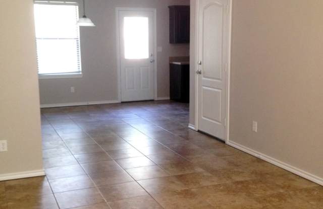 Coming Soon: 2 Bedroom Duplex for Rent in Lindale!