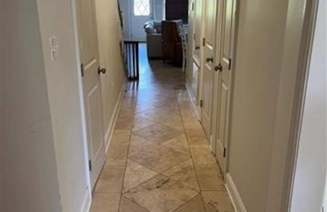 6625 MILNE Boulevard