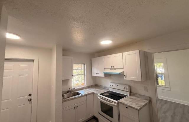 Photo of 5720 NW 23rd Ave