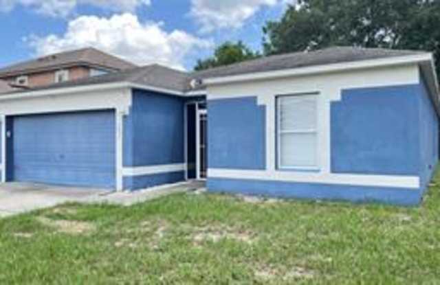 3831 Cinnamon Fern Loop
