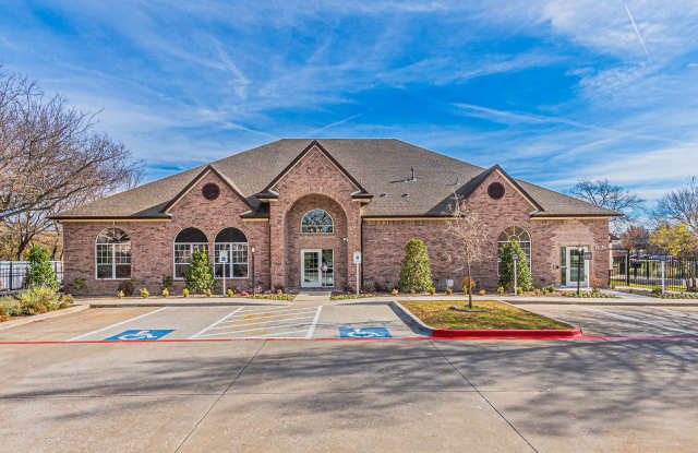 Hickory Manor 62+ Apartments - Senior & Affordable Housing