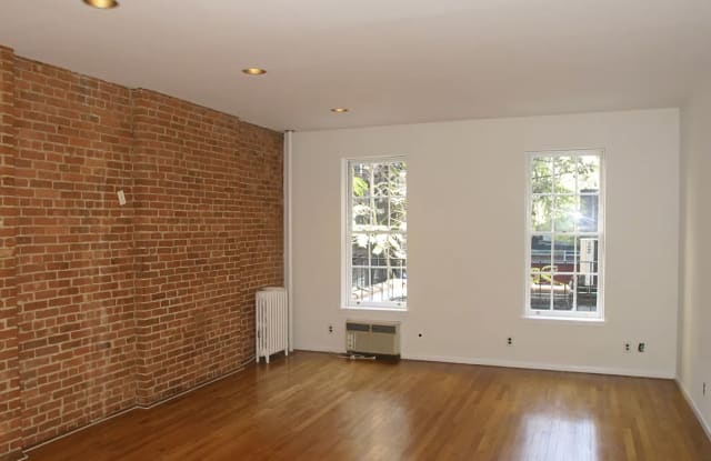 1590 2nd Ave - 1590 2nd Ave, New York City, NY 10028