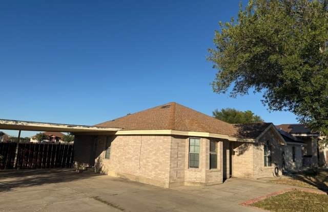 1713 Champion Circle